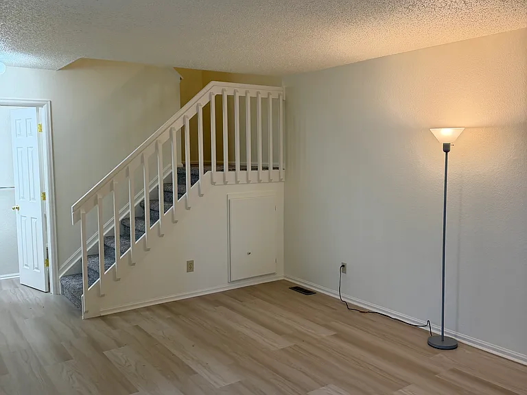 18294 W 58th Pl #14 — Photo 5
