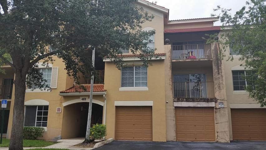 1st image of 4101 San Marino Blvd APT 302