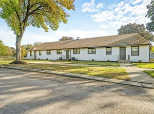 820 Cottage Grove Ave, Rockford, IL 61103