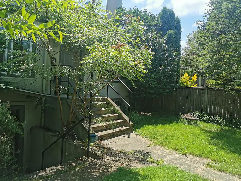 7822 Lake City Way NE #1 — Photo 3