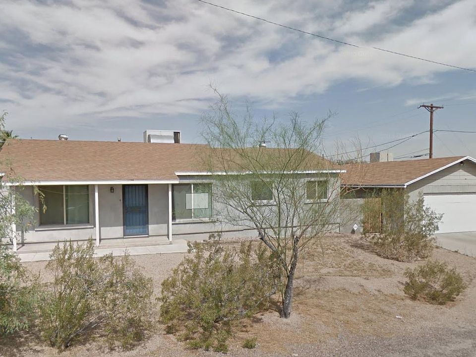 1st image of 2758 E Caldwell St