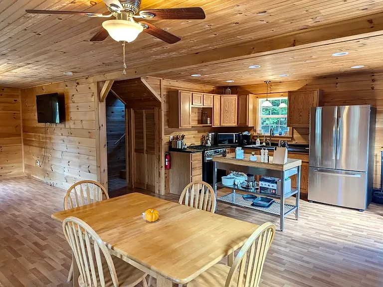 Moose Cove Lodge Rd — Photo 2