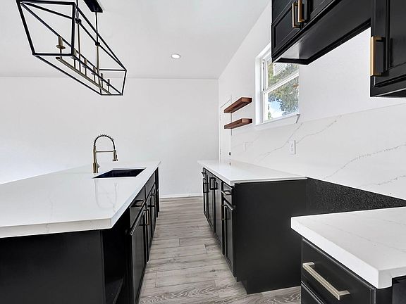 5th image of 7939 Goode St