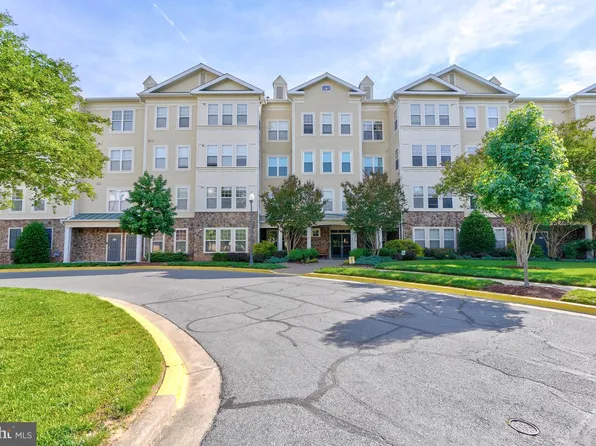 311 High Gables Dr APT 206, Gaithersburg, MD 20878