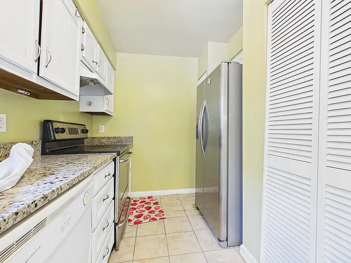 8811 Hunter Ridge Dr #1 — Photo 3