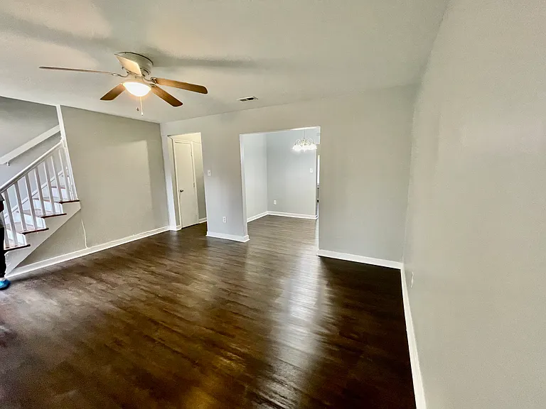 3411 Chalfont Dr — Photo 2