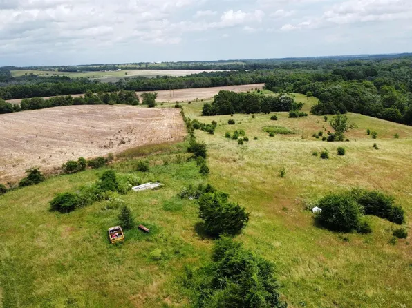 13200 Lemon Trl, Marshall, MO 65340