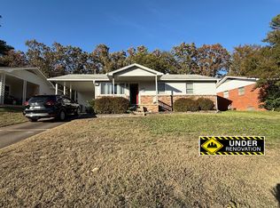 9906 Brooks Ln, Little Rock, AR 72205
