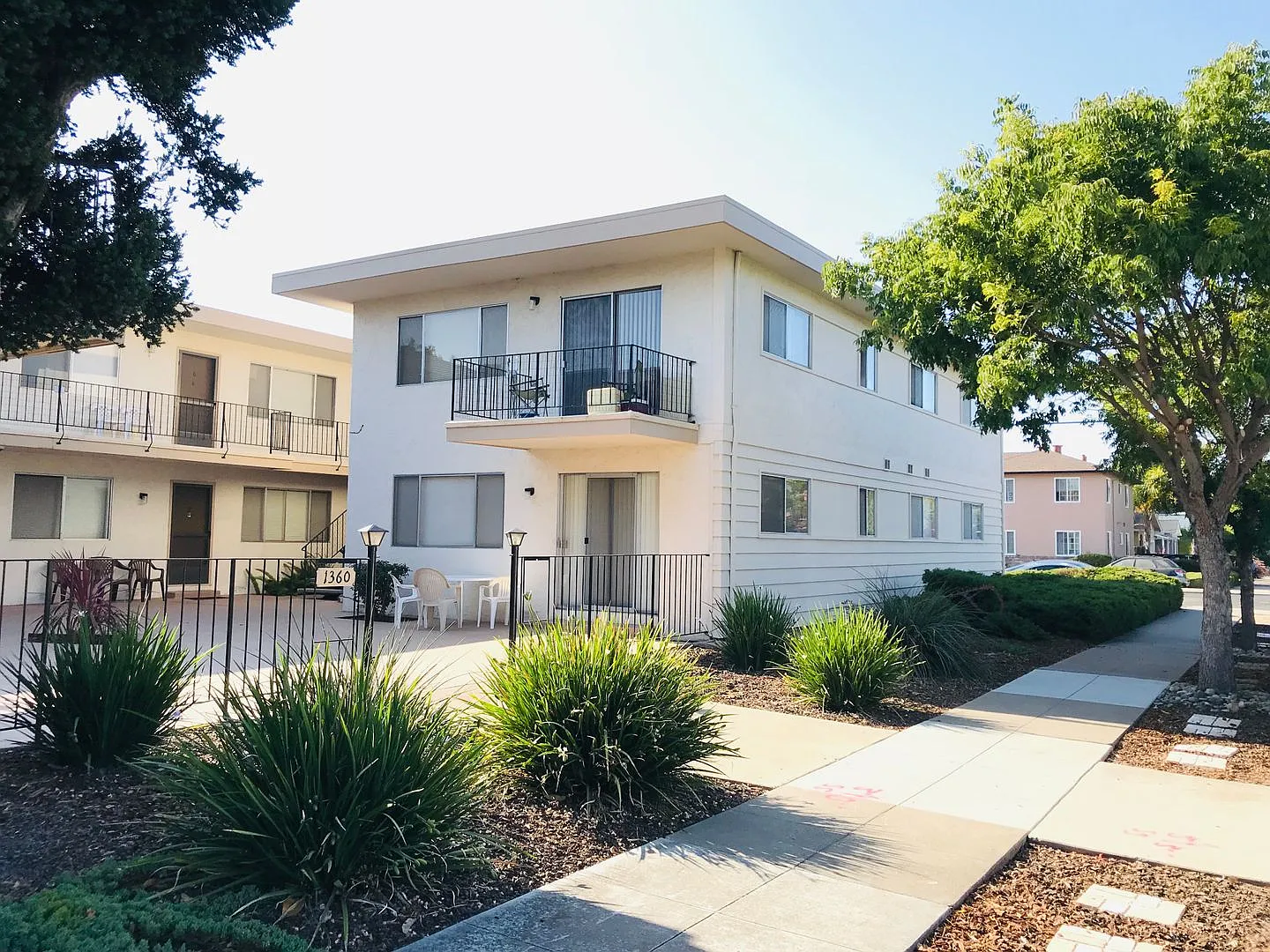 1360 Jefferson Street — Photo 1