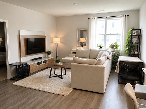 4th image of 124 Olivia Cir