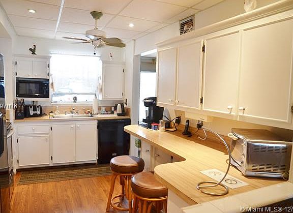 3rd image of 410 Golden Isles Dr APT 104