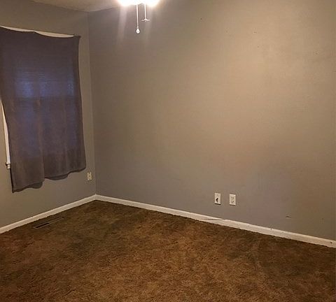5th image of 510 N Tucker St