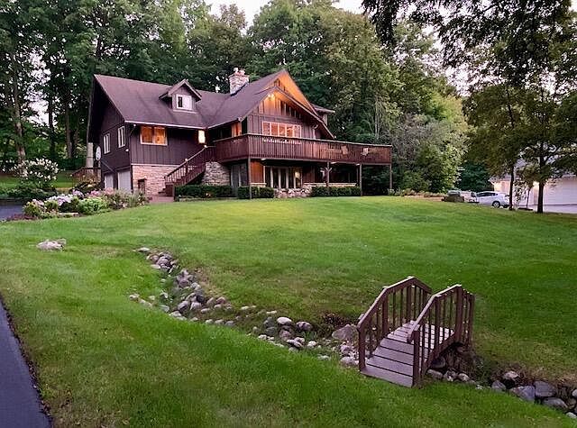 1st image of W3515 Oakwood DRIVE