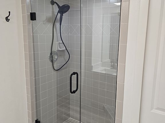 3rd image of 2877 E Crooked Lake Dr #1
