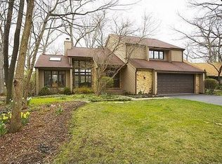 8416 Shagbark Ct, Woodridge, IL 60517