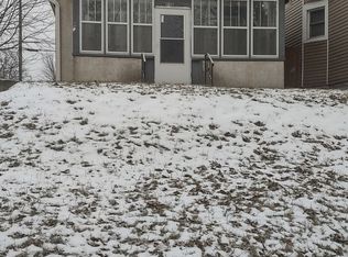 930 Earl St, Saint Paul, MN 55106