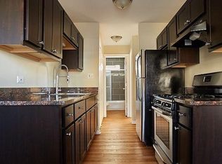 18 N Parkside Ave APT 2H, Glen Ellyn, IL 60137