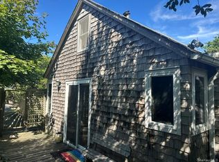 86 Gerard Walk, Cherry Grove, NY 11782