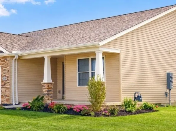 9389 Towpath Trl, Seville, OH 44273