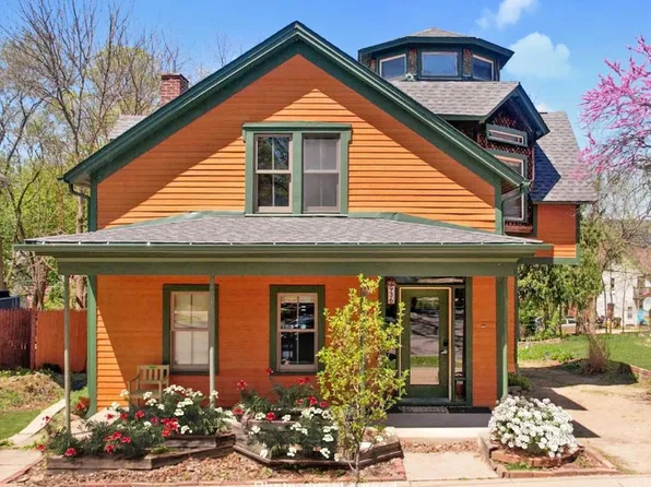 936 Jenifer St, Madison, WI 53703