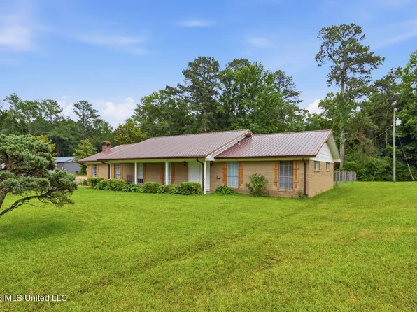 439 Poplar Springs Rd, Mendenhall, MS 39114