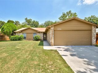 3806 Willowood Ln, Grand Prairie, TX 75052