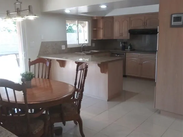 8888 La Jolla Scenic Dr N — Photo 9
