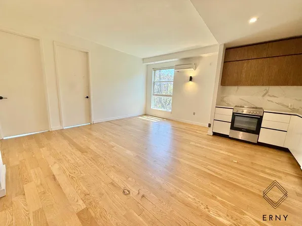 1326 Ocean Avenue image 3 of 23