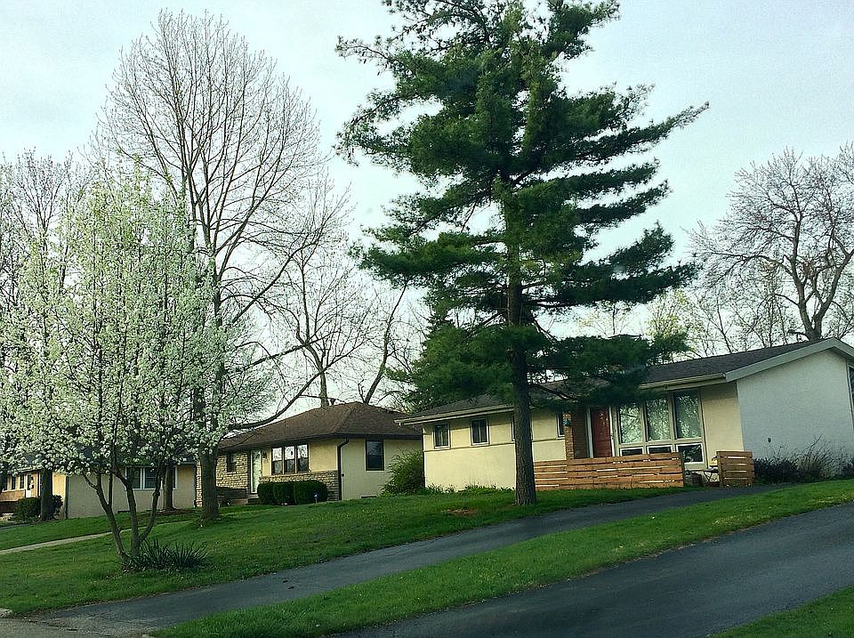 2nd image of 3005 Trentwood Rd