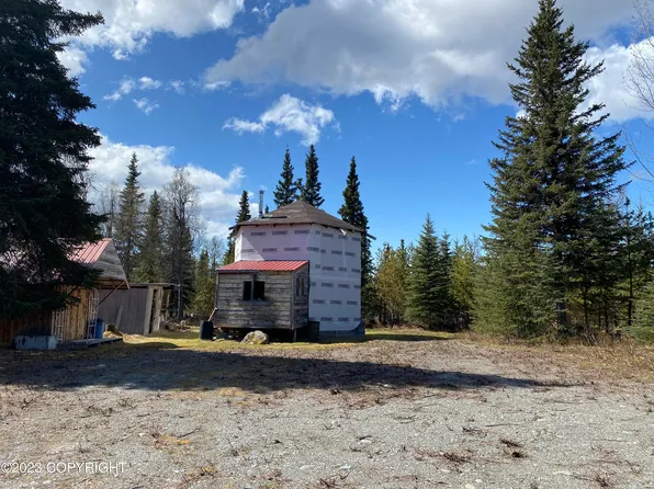 62214 Oil Well Rd, Ninilchik, AK 99639