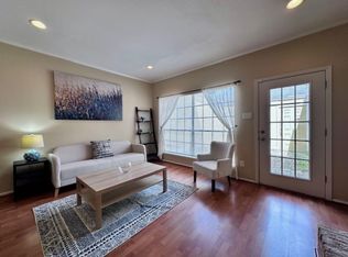 2228 S Piney Point Rd APT 109, Houston, TX 77063