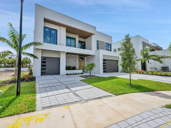 16686 Mosaic Place, Delray Beach, FL 33446