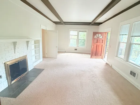 1336 Lakeview Blvd E Unit 2, Seattle, WA 98102