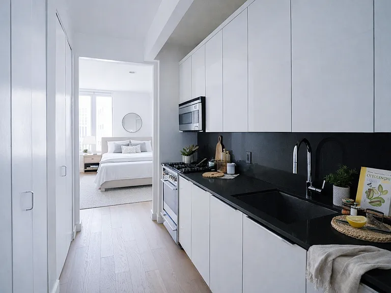 180 Water St #1903 — Photo 2