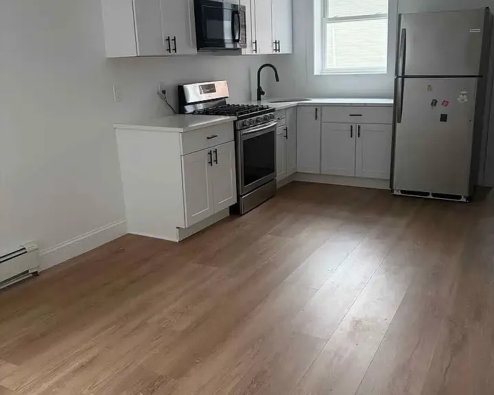742 Roman Ave #6 — Photo 2