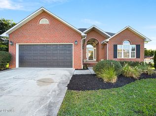 509 Pebble Creek Rd, Knoxville, TN 37918