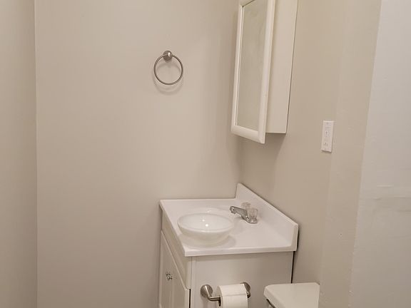 3rd image of 304.5 Morgan Blvd