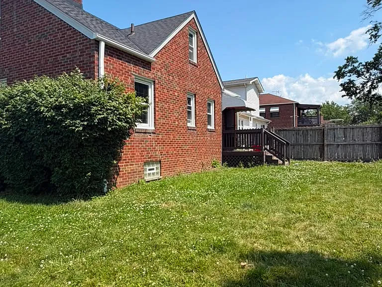 760 Babbitt Rd — Photo 22