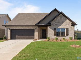 100 Gander Cir, Owens X Rds, AL 35763