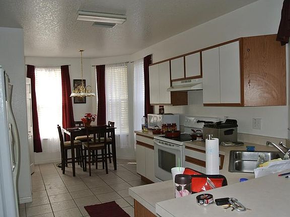 3rd image of 9604 Carlsdale Dr