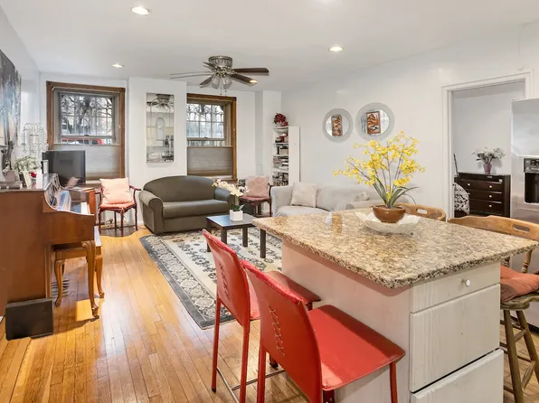 299 West 12th Street image 1 of 6