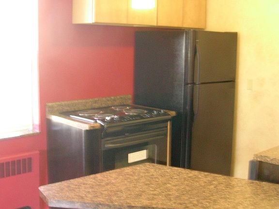 3rd image of 311 Morewood Ave