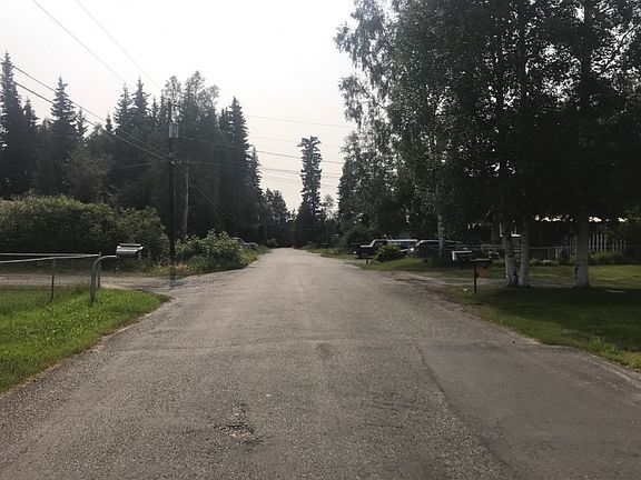 3rd image of 495 Sprucewood Rd