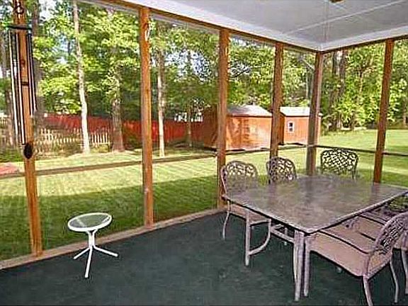 2nd image of 3507 Coleshill Ln