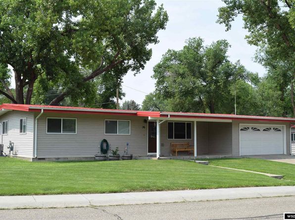 homes for sale glenrock wy