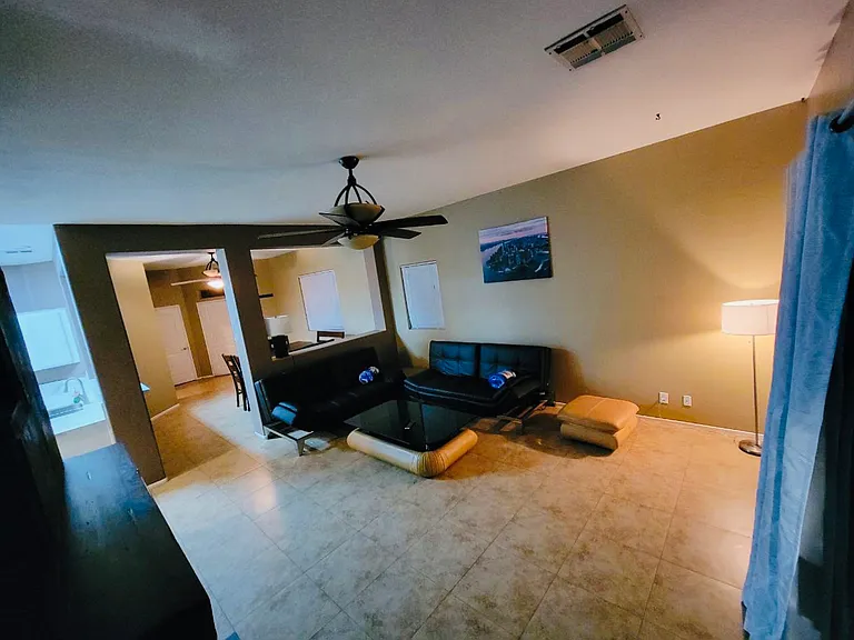 27875 Avenida Maravilla — Photo 21