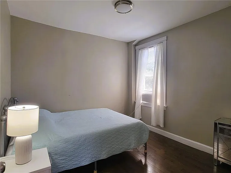 3 Bull St #2 — Photo 16