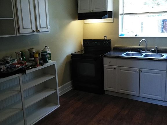 4th image of 1038 Arco Dr