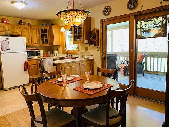 5th image of 2556 N Pierce Dr