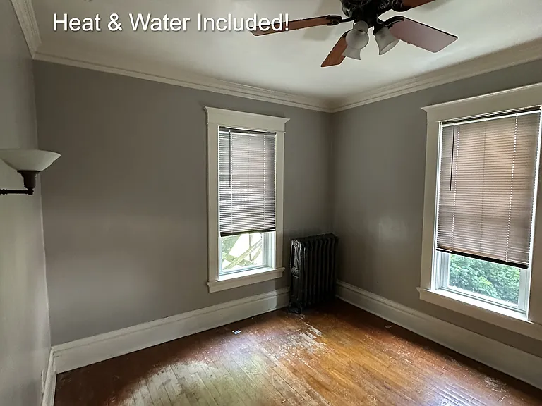 343 E Division St #1 — Photo 7